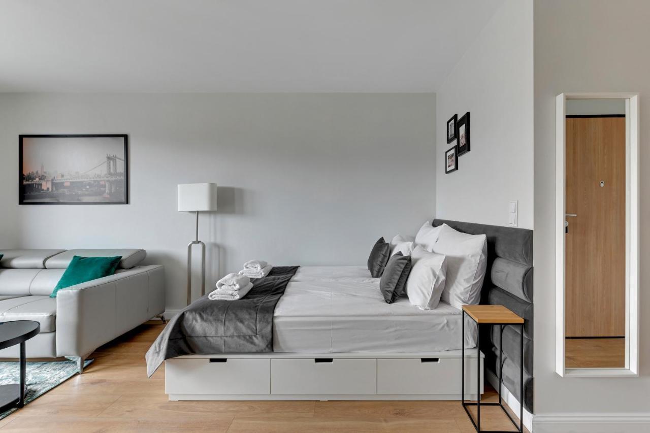 Aura 40 City Center By Downtown Apartments Γκντανσκ Εξωτερικό φωτογραφία