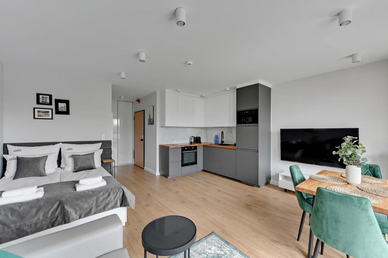 Aura 40 City Center By Downtown Apartments Γκντανσκ Εξωτερικό φωτογραφία