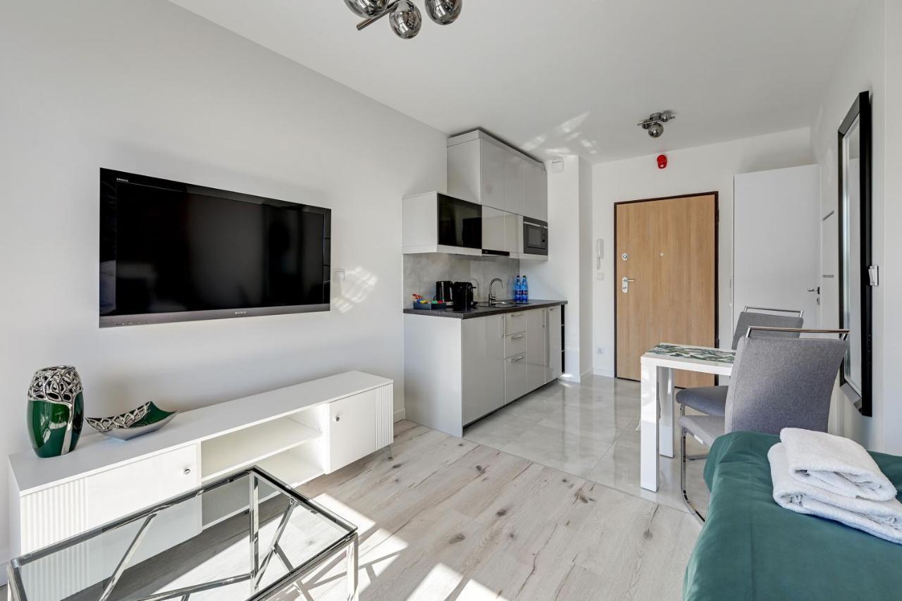 Aura 40 City Center By Downtown Apartments Γκντανσκ Εξωτερικό φωτογραφία