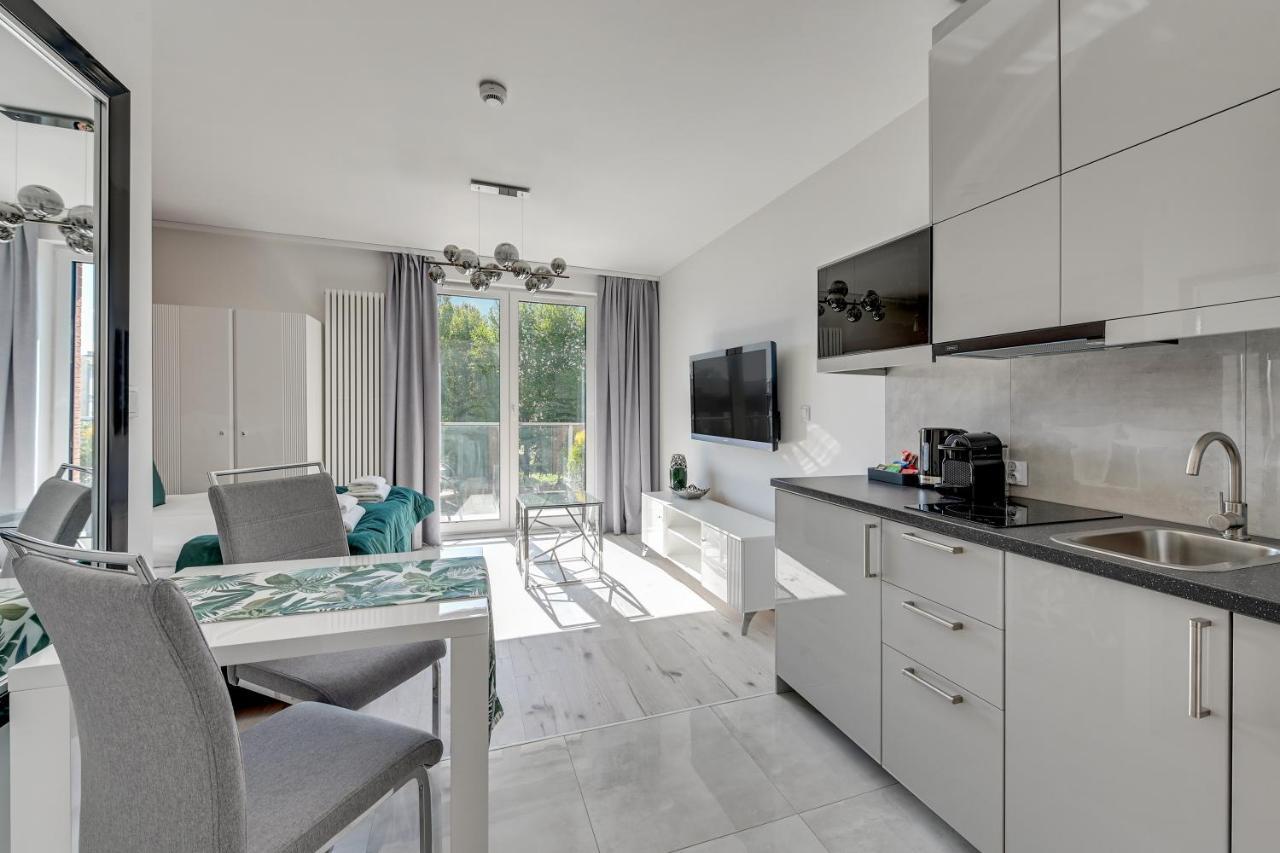 Aura 40 City Center By Downtown Apartments Γκντανσκ Εξωτερικό φωτογραφία