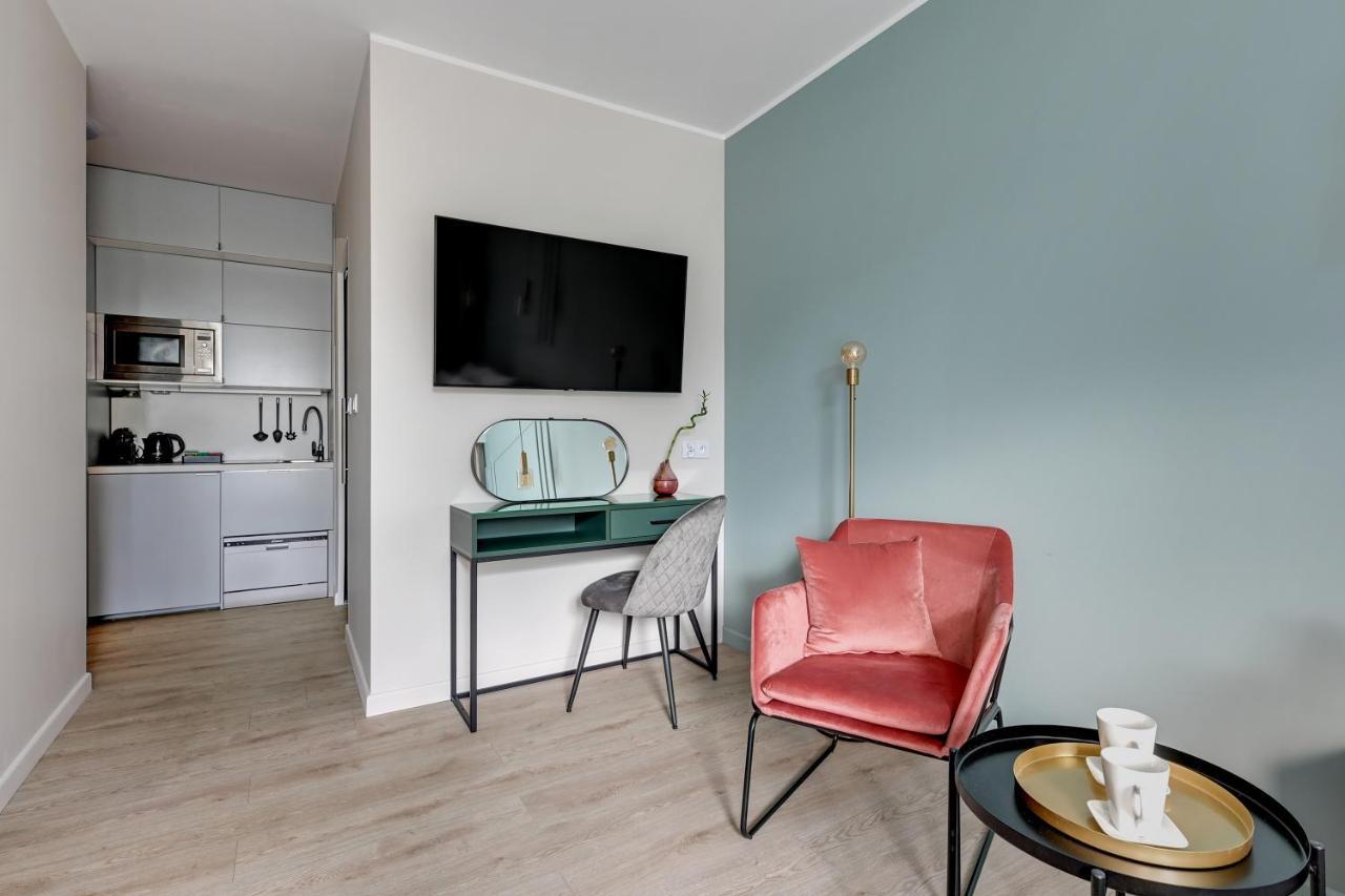 Aura 40 City Center By Downtown Apartments Γκντανσκ Εξωτερικό φωτογραφία